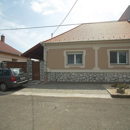 Holiday Home Podium Еґер Екстер'єр фото