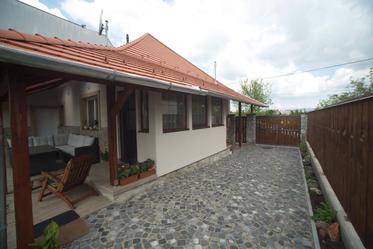 Holiday Home Podium Еґер Екстер'єр фото